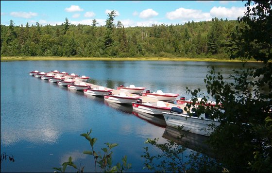Lake Ogascanan Lodge - Outfitters Equipment