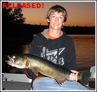 Quebec Fishing - Lake Ogascanan Lodge